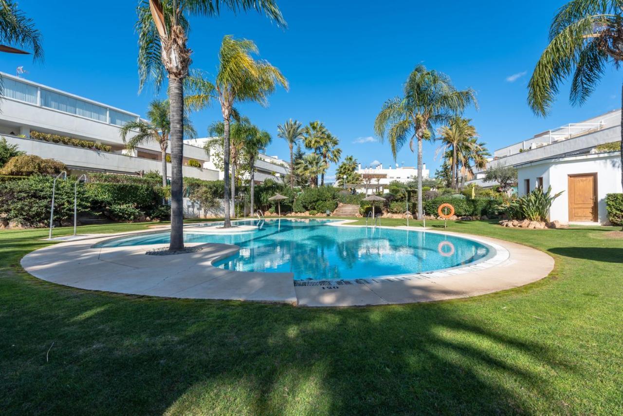 Apartamento Altos De Banus II Momento Марбелья Экстерьер фото